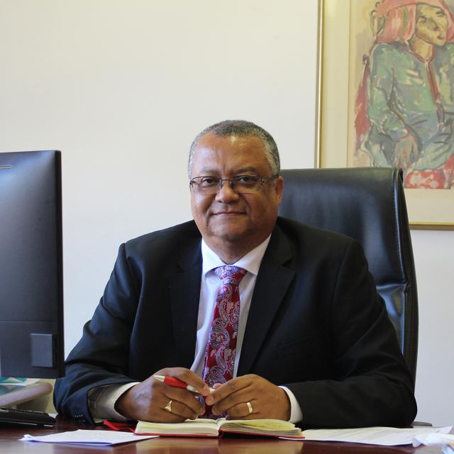 Associate Professor Lionel Green-Thompson
